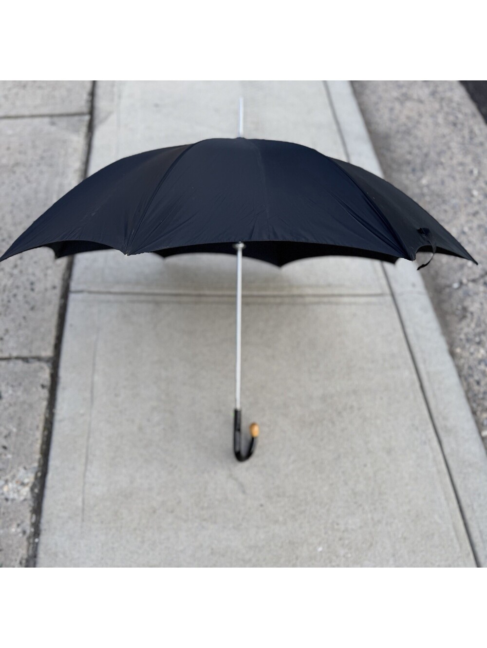 Vintage Black Full Size Manual Stick Umbrella Curved Handle Wind Made In Japan